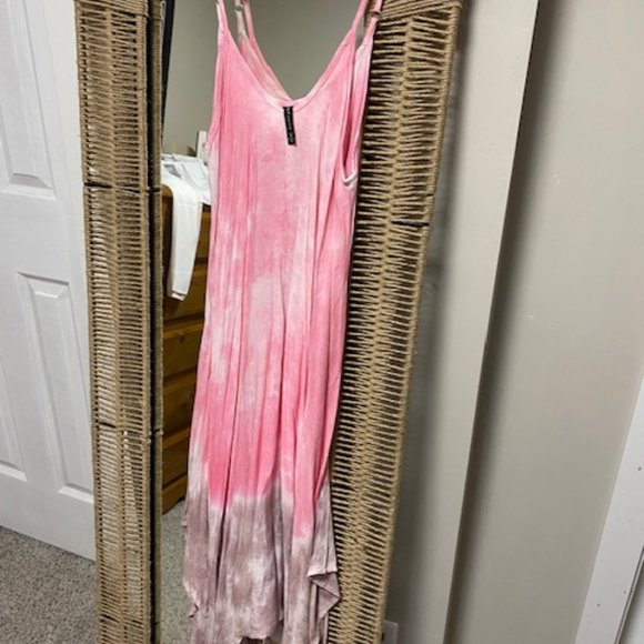 Raviya Swimsuit  Cover up - Picture 1 of 3